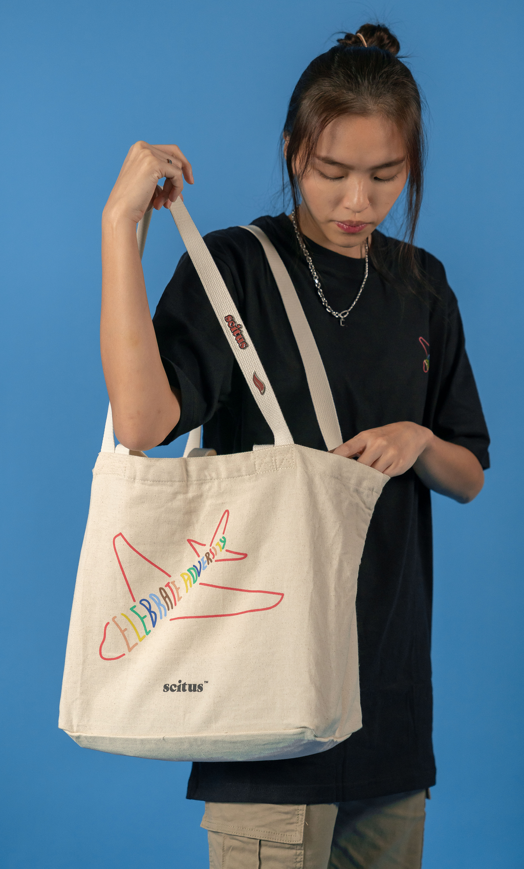 Turbulence Double Handle tote bag